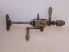 Handbohrmaschine mit Kurbel